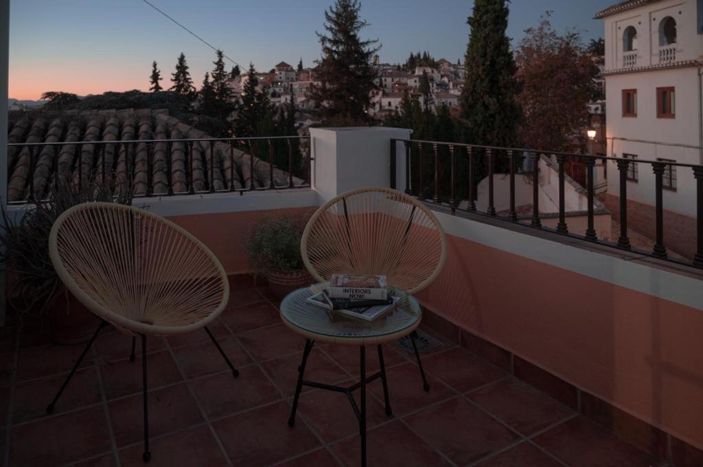 Suites Jardines De La Alhambra Granada Bagian luar foto